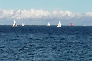 Un día espléndido despide a su paso por la costa Telde a los tripulantes de la Regata ARC (Foto Jesús Ruiz Mesa y Miguel Santana)